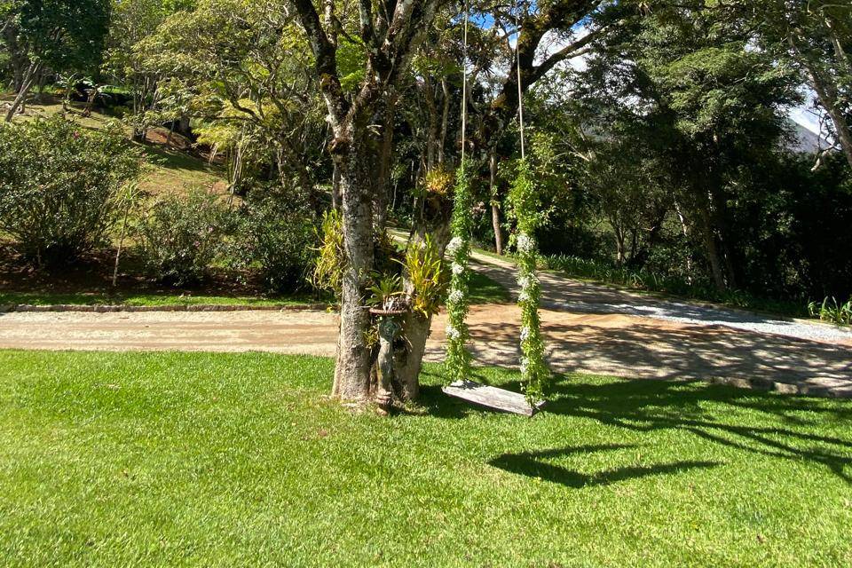 Balanço c/ flores
