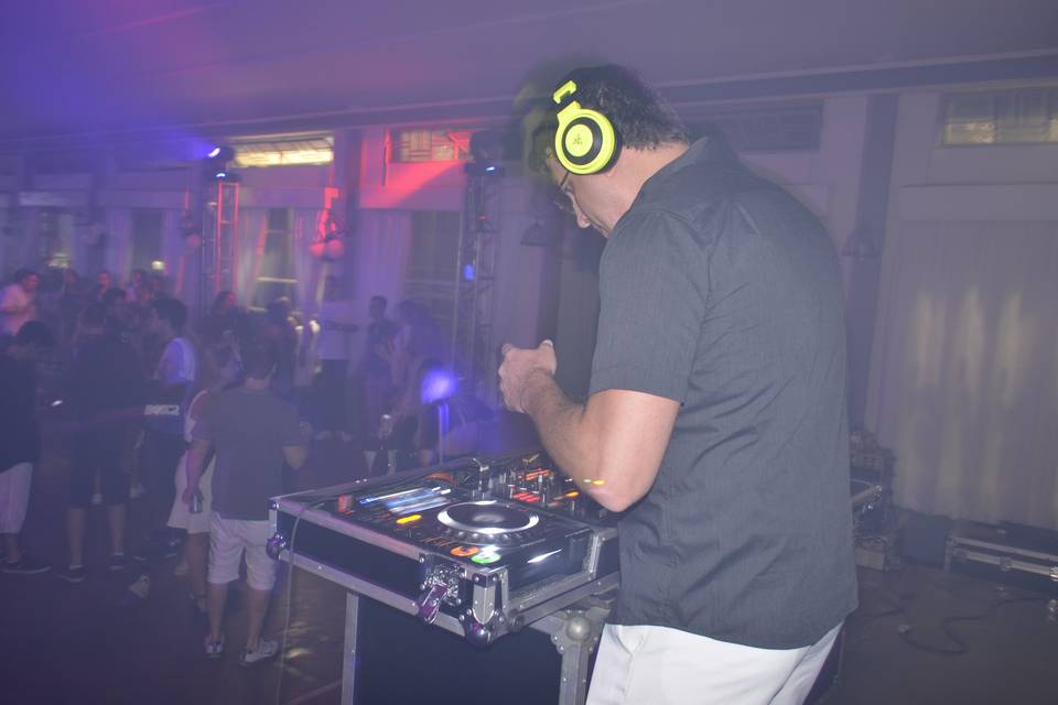 DJ Diego Ferreira