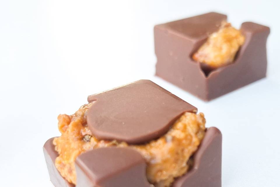 Maciço de Castanha de caju caramelizada