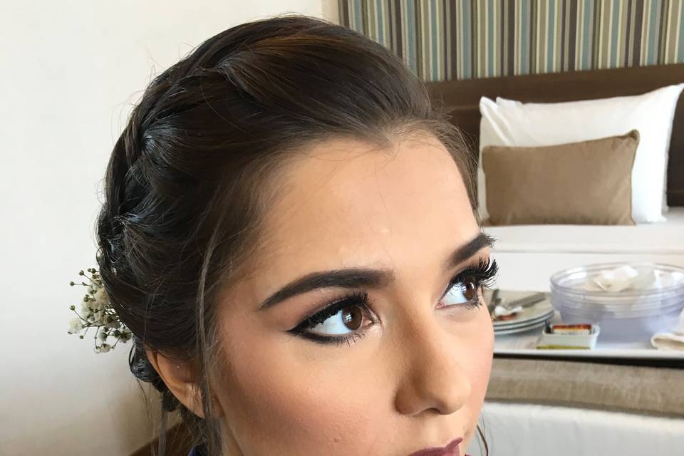 Mariana Walsh MakeUp