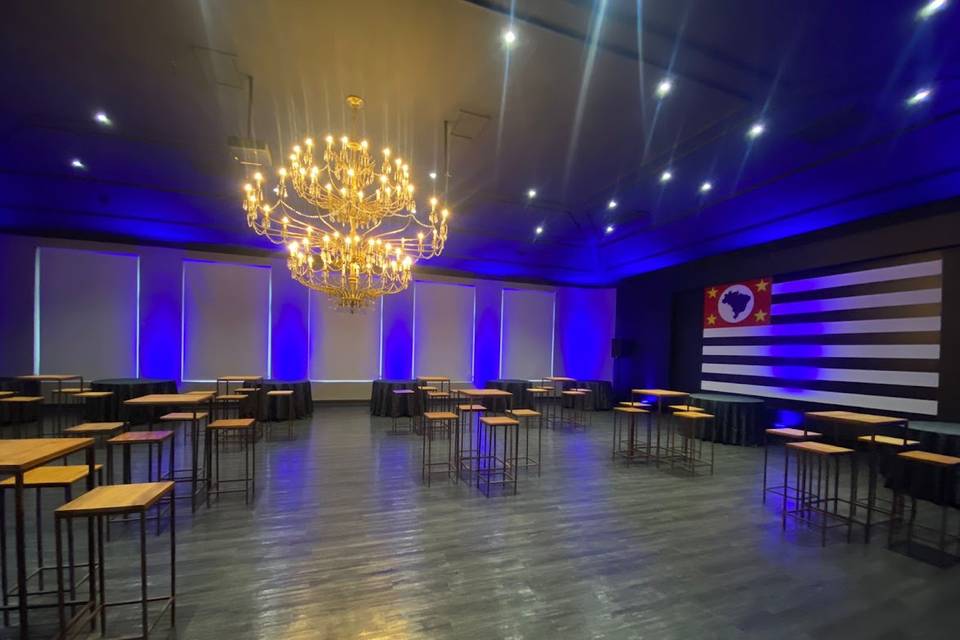 Bistro com Banquetas