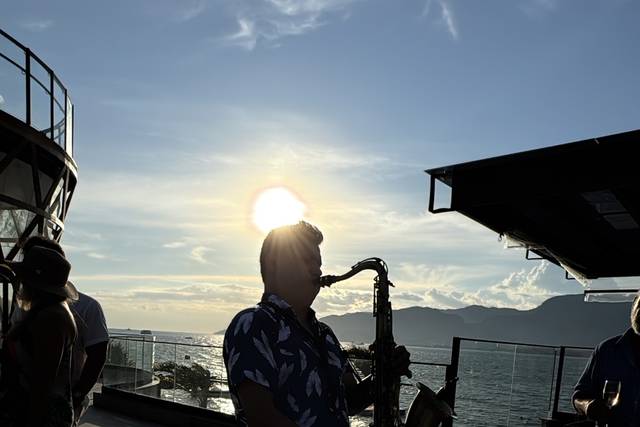 Casando ao por do sol