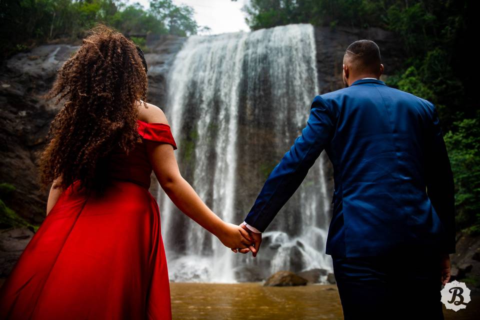 ENSAIO NA CACHOEIRA