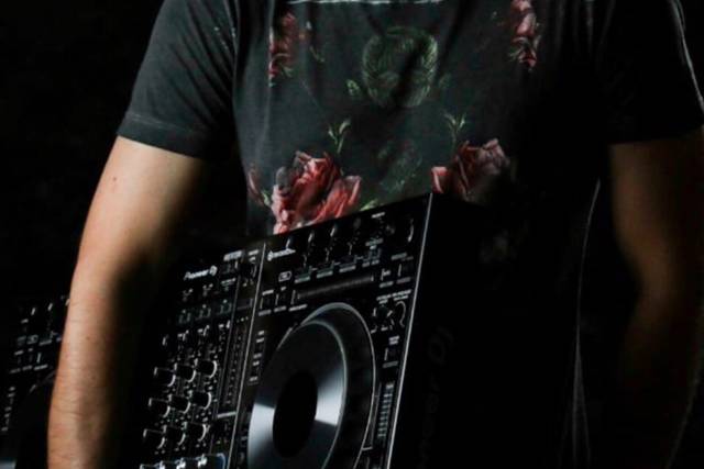 Dj Pedro Barros