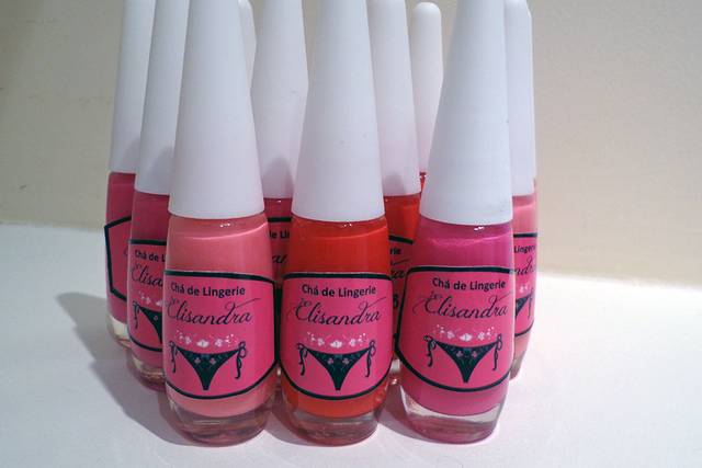 Lembrancinhas diversas.