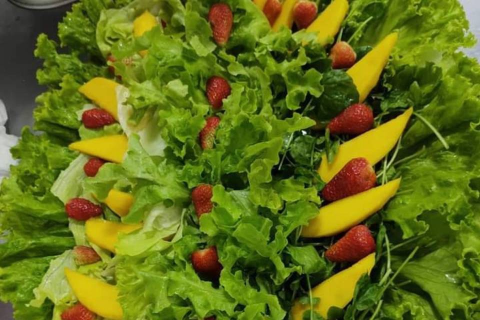 Salada com frutas