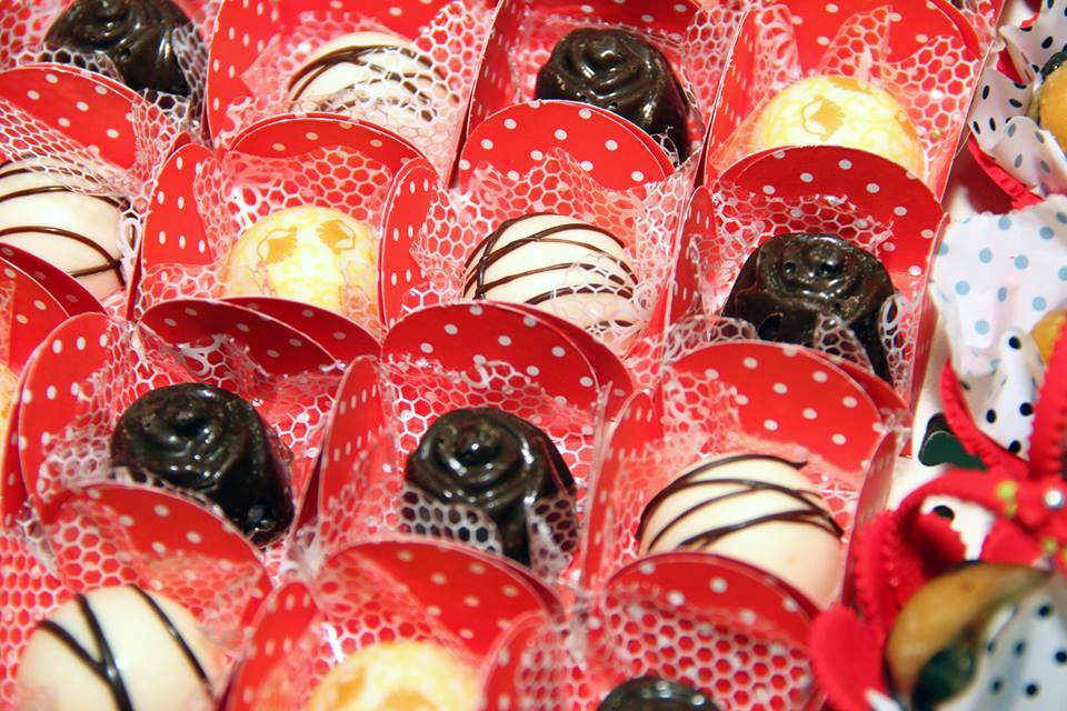 Bombons recheados finos