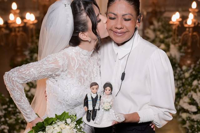 Lucy Gomes Cerimonial e Assessora de Eventos