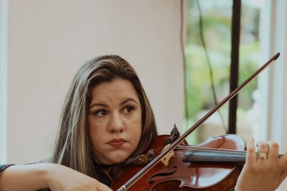 Sarah - Violinista