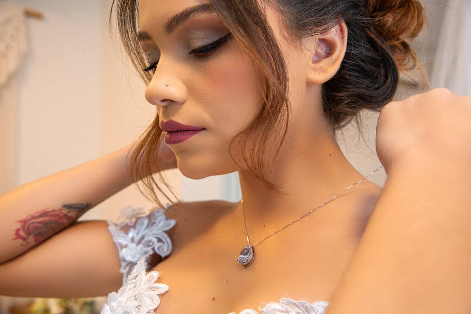 Noiva linda, detalhes