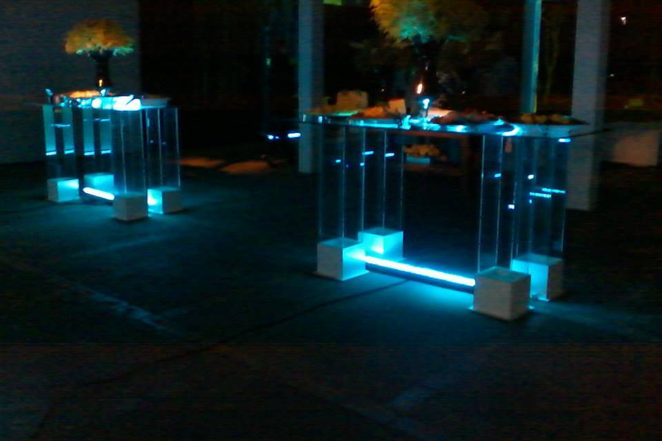 Mesa iluminada