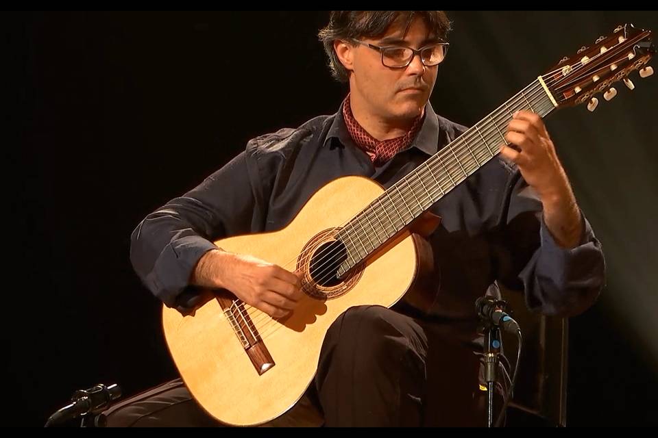 Maurício Marques-violão solo