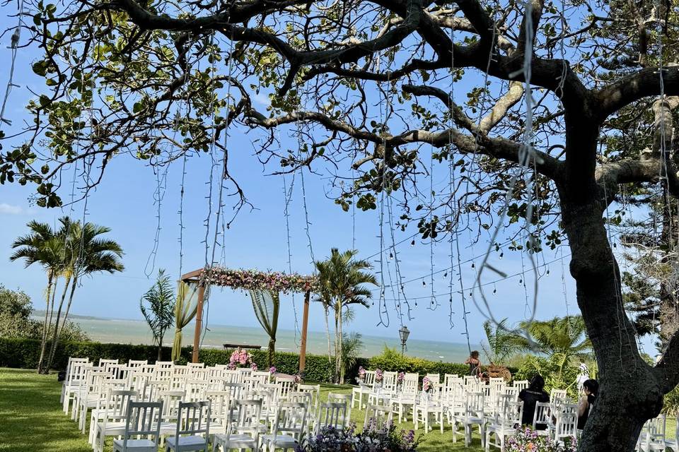 C & H (Outubro/2025)