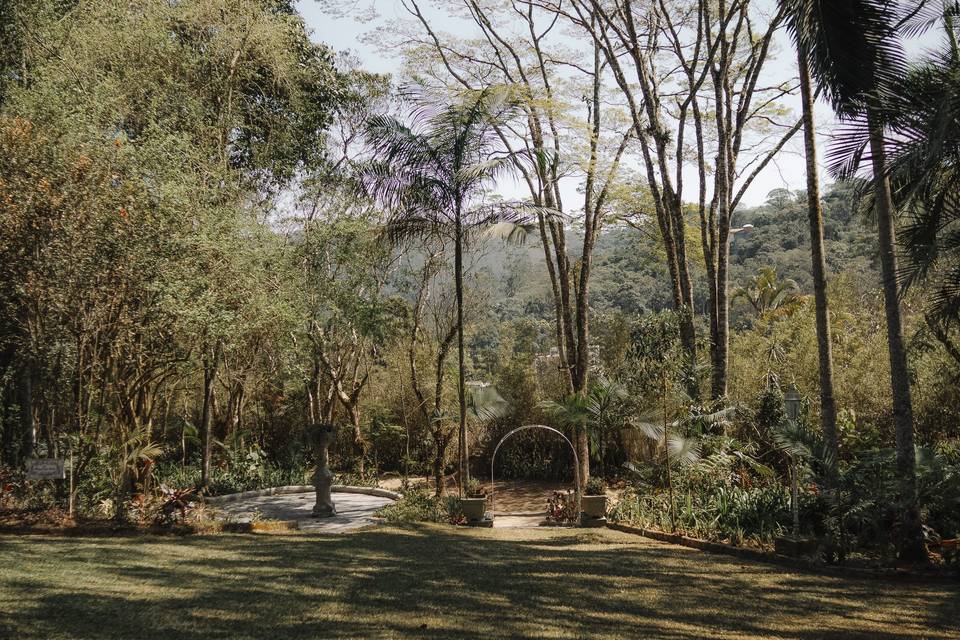 Gramado dos chalés dos noivos