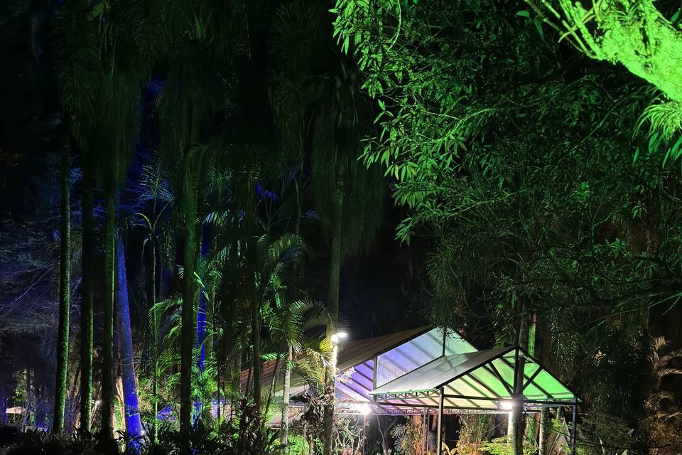 Mombaça Park de Noite