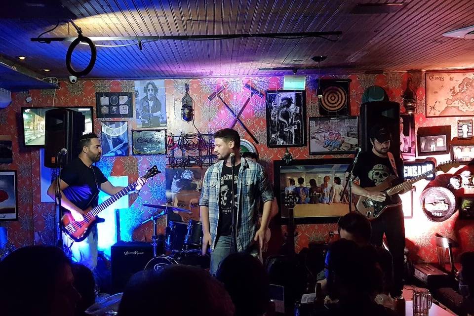 Cheers pub Londrina