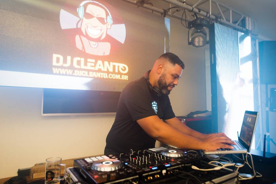 DJ Cleanto - DJ para eventos