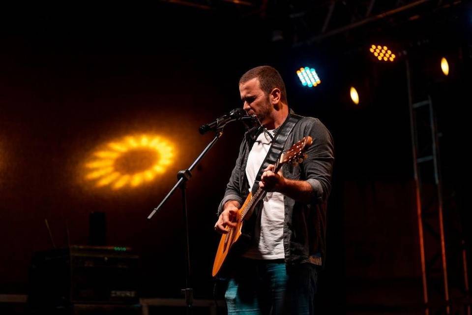Cantor e violonista
