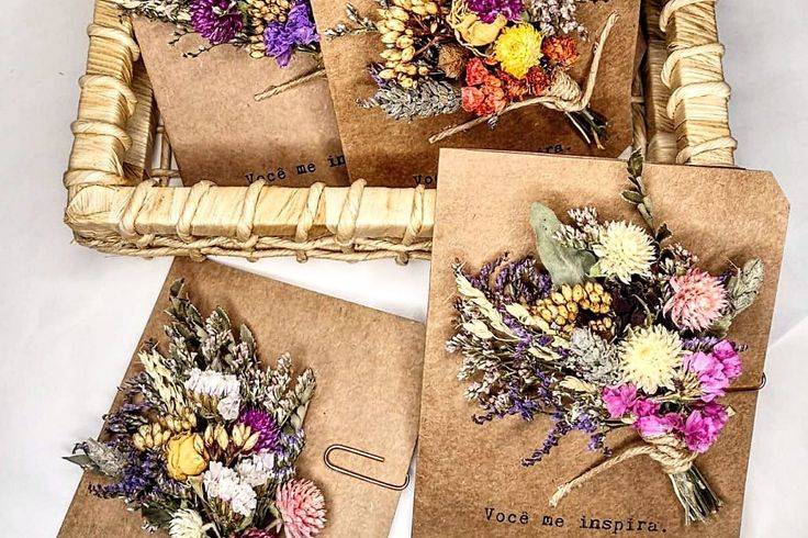 Cartão Floral Convite