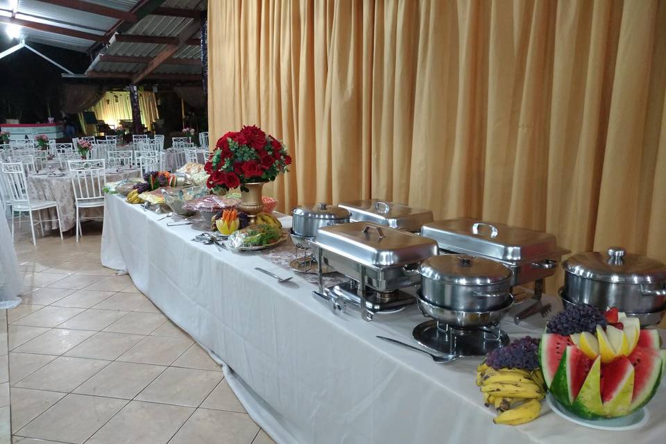 Decoração mesa buffet