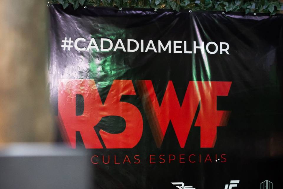 Festa de final de ano R5WF
