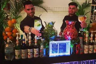 EvolutiON Pro Eventos - Bartenders