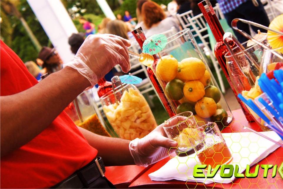 EvolutiON Pro Eventos - Bartenders