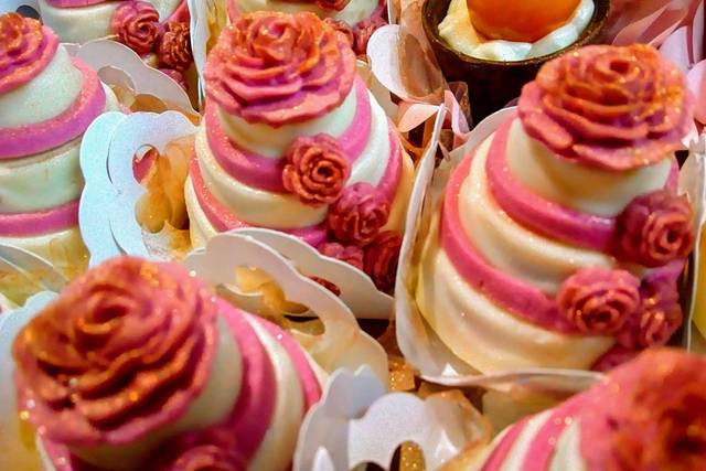 Morango e mousse branco