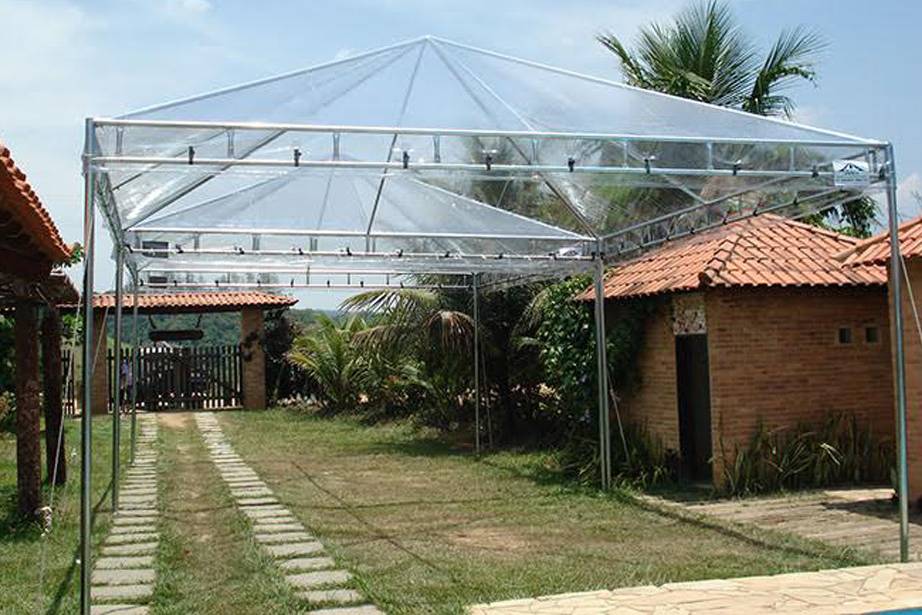 Tenda piramidal banca