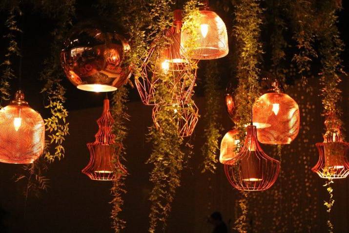 Luminárias aramadas