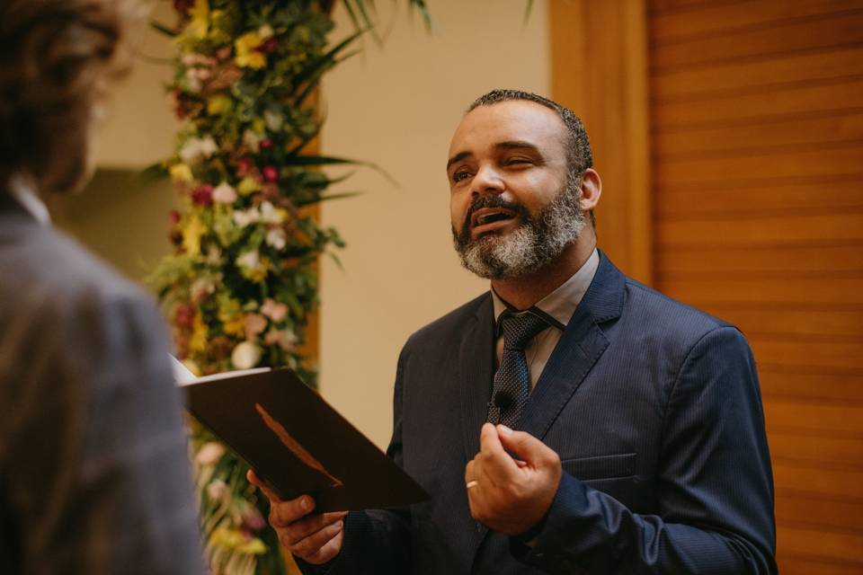 Gilberto Azôr Celebrante