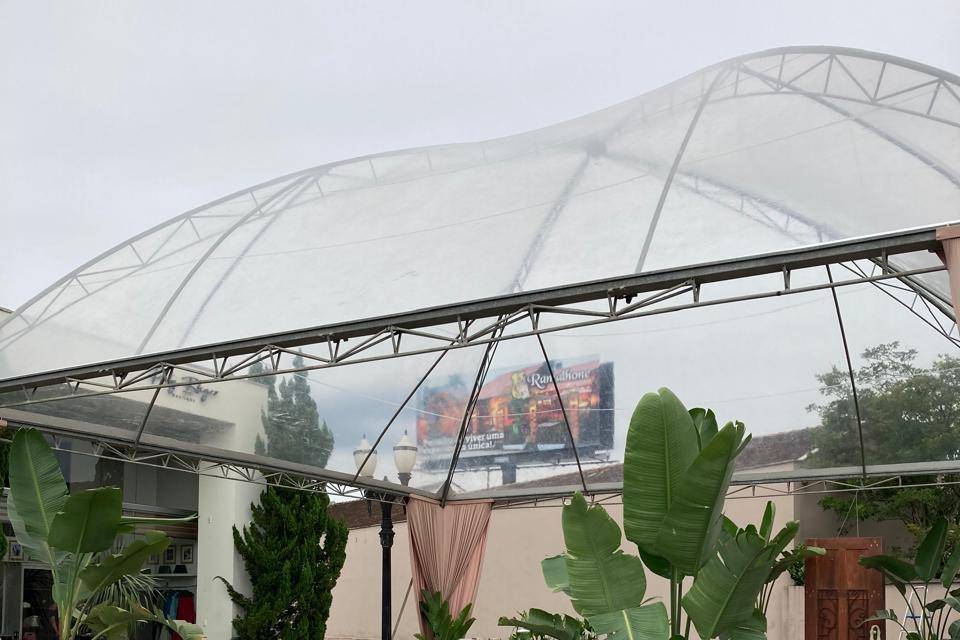 Tendas e cortinas
