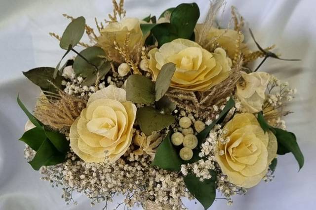 Buquê com flores desidratadas