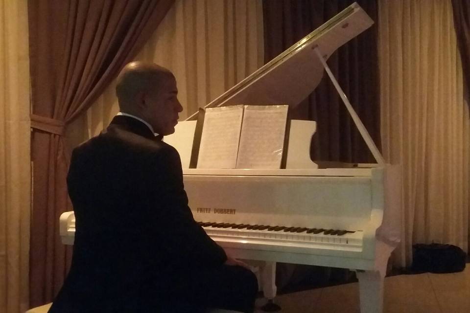 Aaron piano