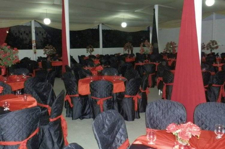 Decoração preto e vermelho