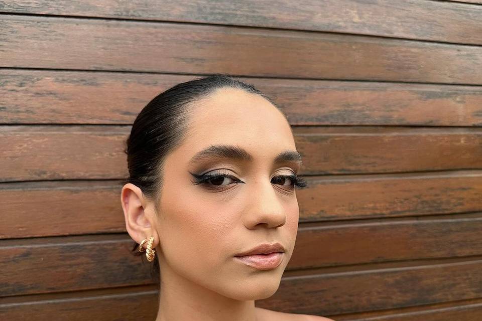 Andressa Padilha Makeup