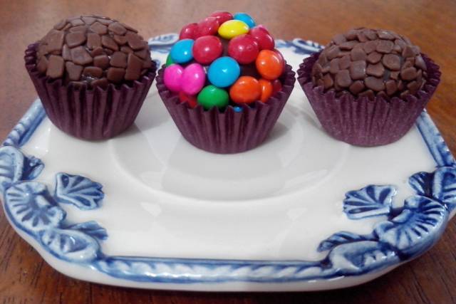 Chocolate ao Leite / Confeitos