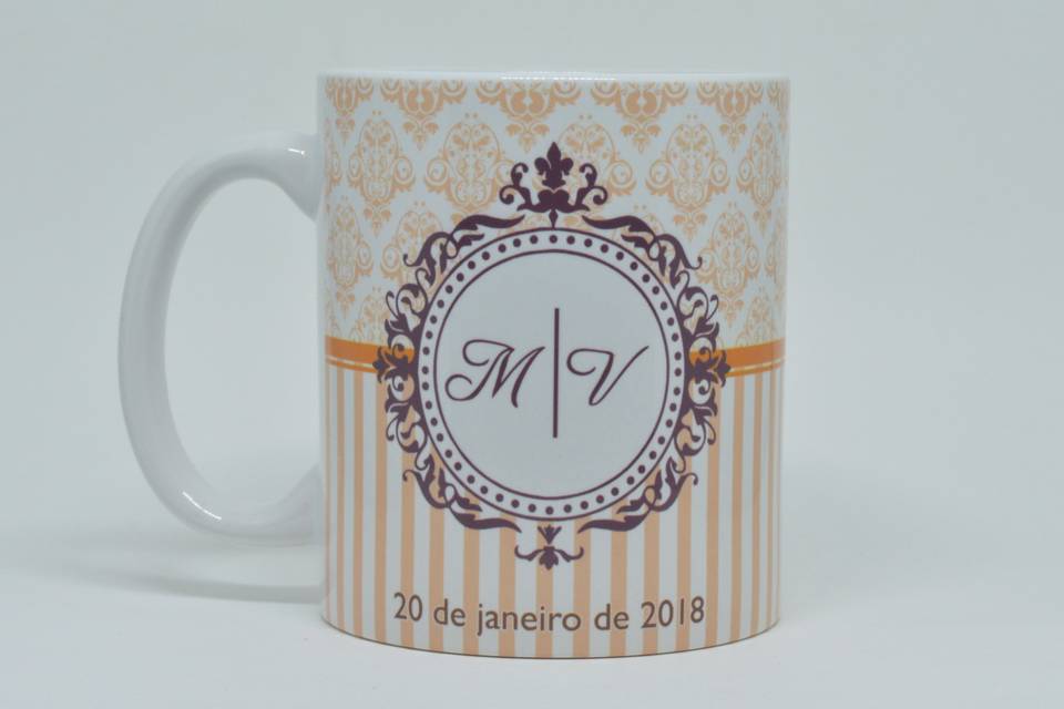 Caneca com monograma