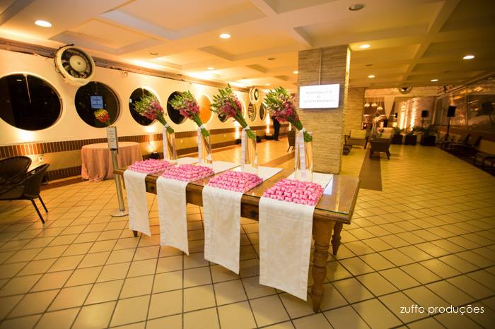 Decoração Foyer da Piscina