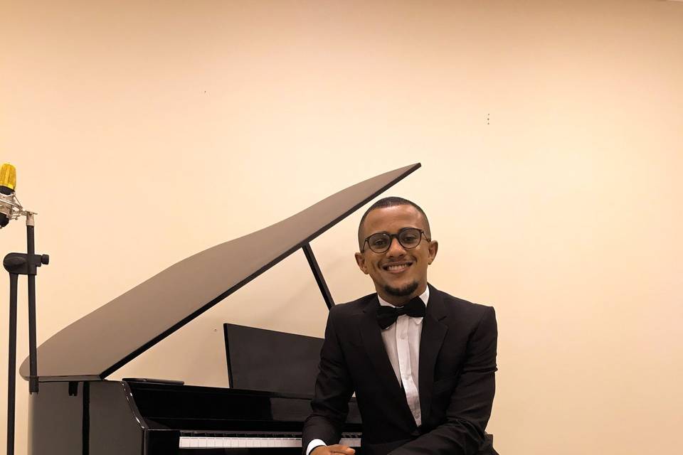 Gael Diniz Pianista