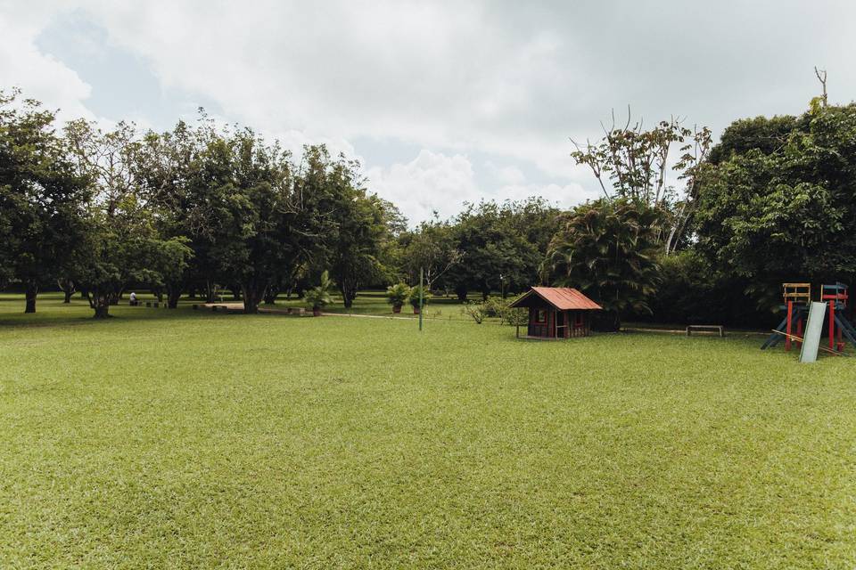 Área de campo ampla