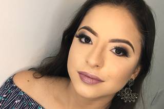 Rebecca Magalhães Makeup