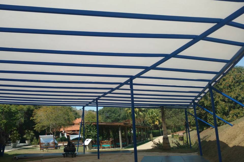 Toldo forração leitosa