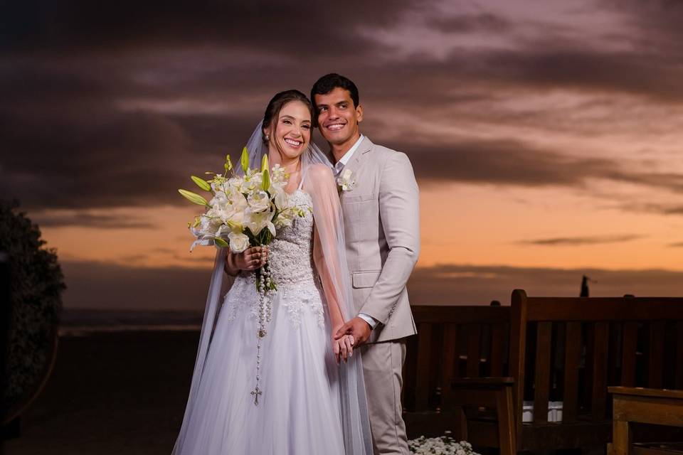 Bianca e Lucas no pôr do Sol