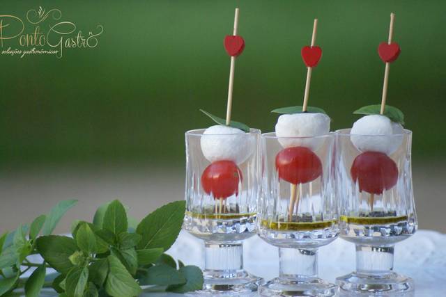Stick Caprese