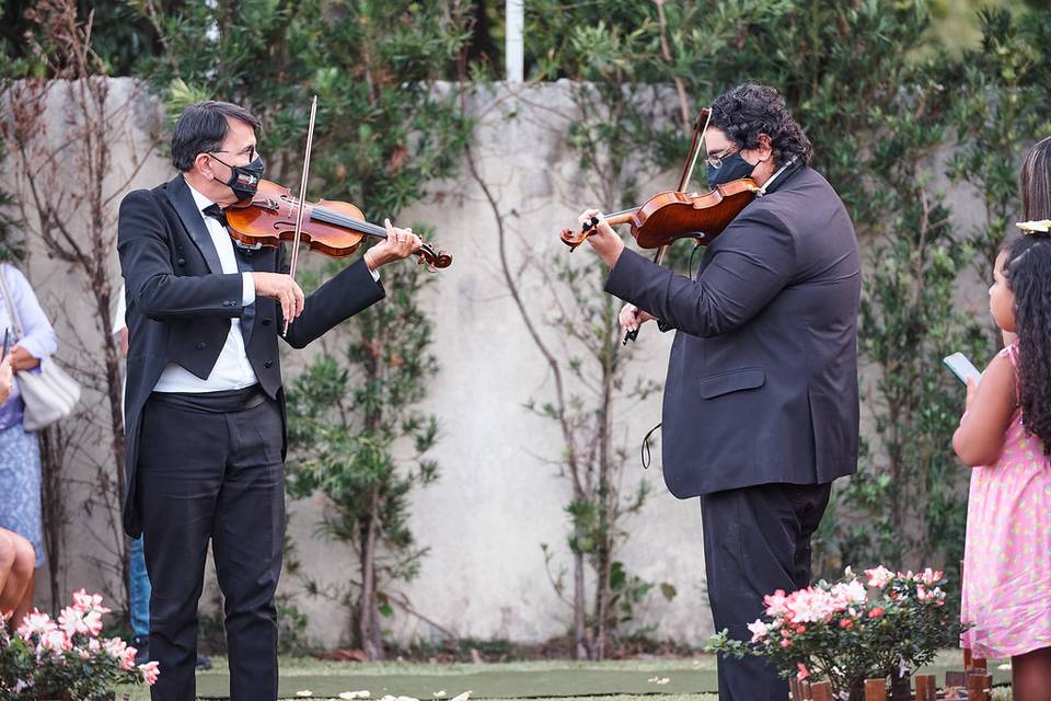 Cortejo c/dois violinos