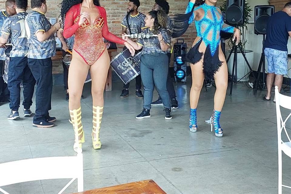 Muito samba no pé