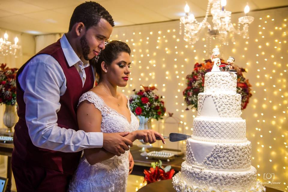 Casamento marsala e branco