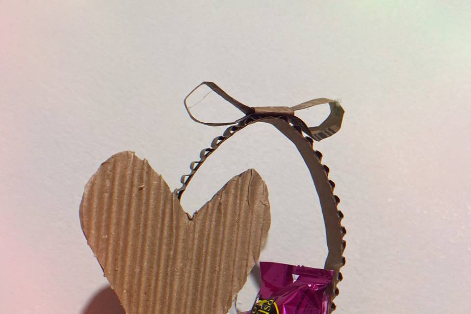 Cesta rústica com chocolate