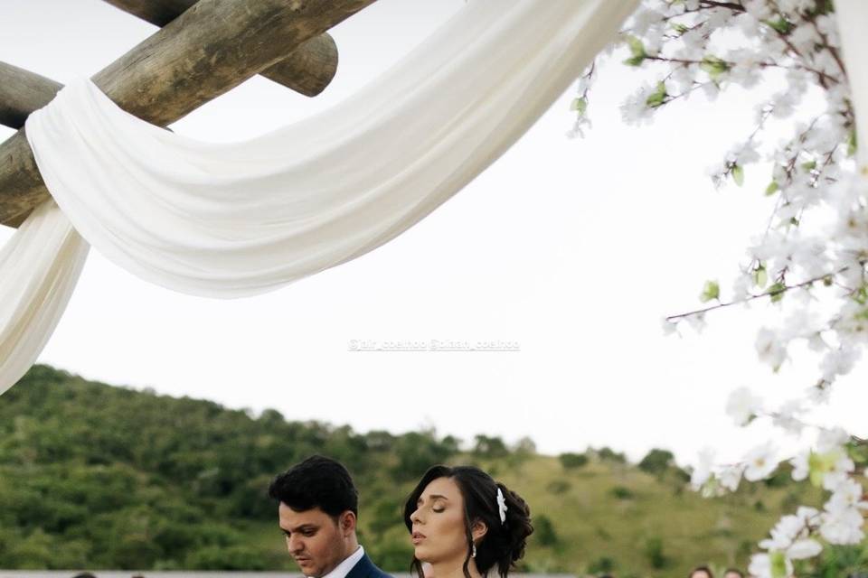 Vestido de noiva minimalista
